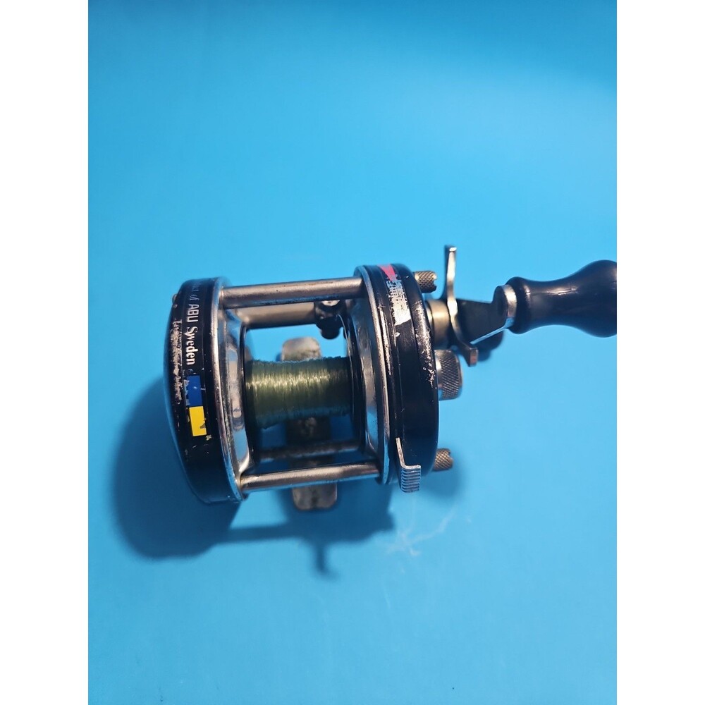 Vintage ABU Ambassadeur Baitcasting Reel SWEDEN High Speed Crest 1970's #810200‎